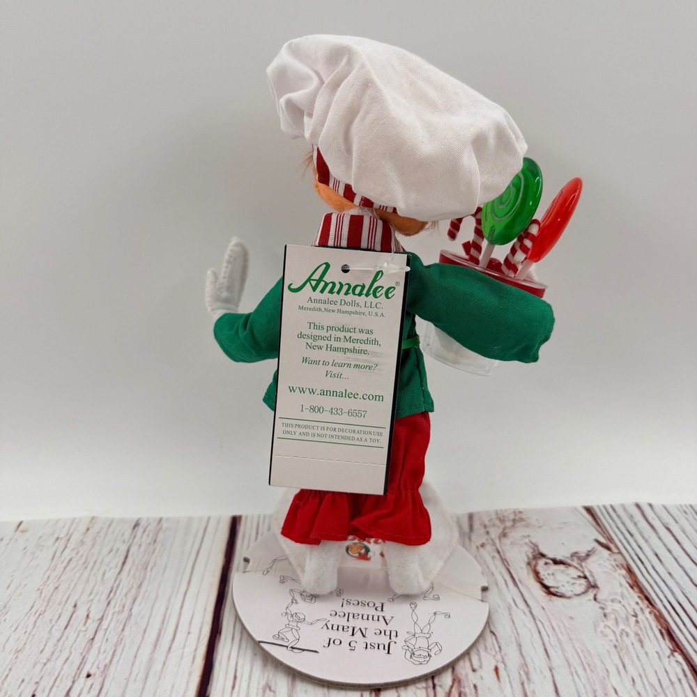 Annalee 9in Christmas Candy Elf Chef Doll 2021 Green Red 511121 NWT - Picture 2 of 5